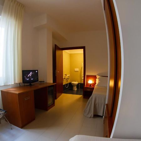 Hotel Miramare 라티나 객실 사진