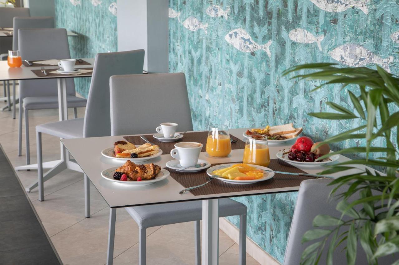 Hotel Miramare 라티나 외부 사진
