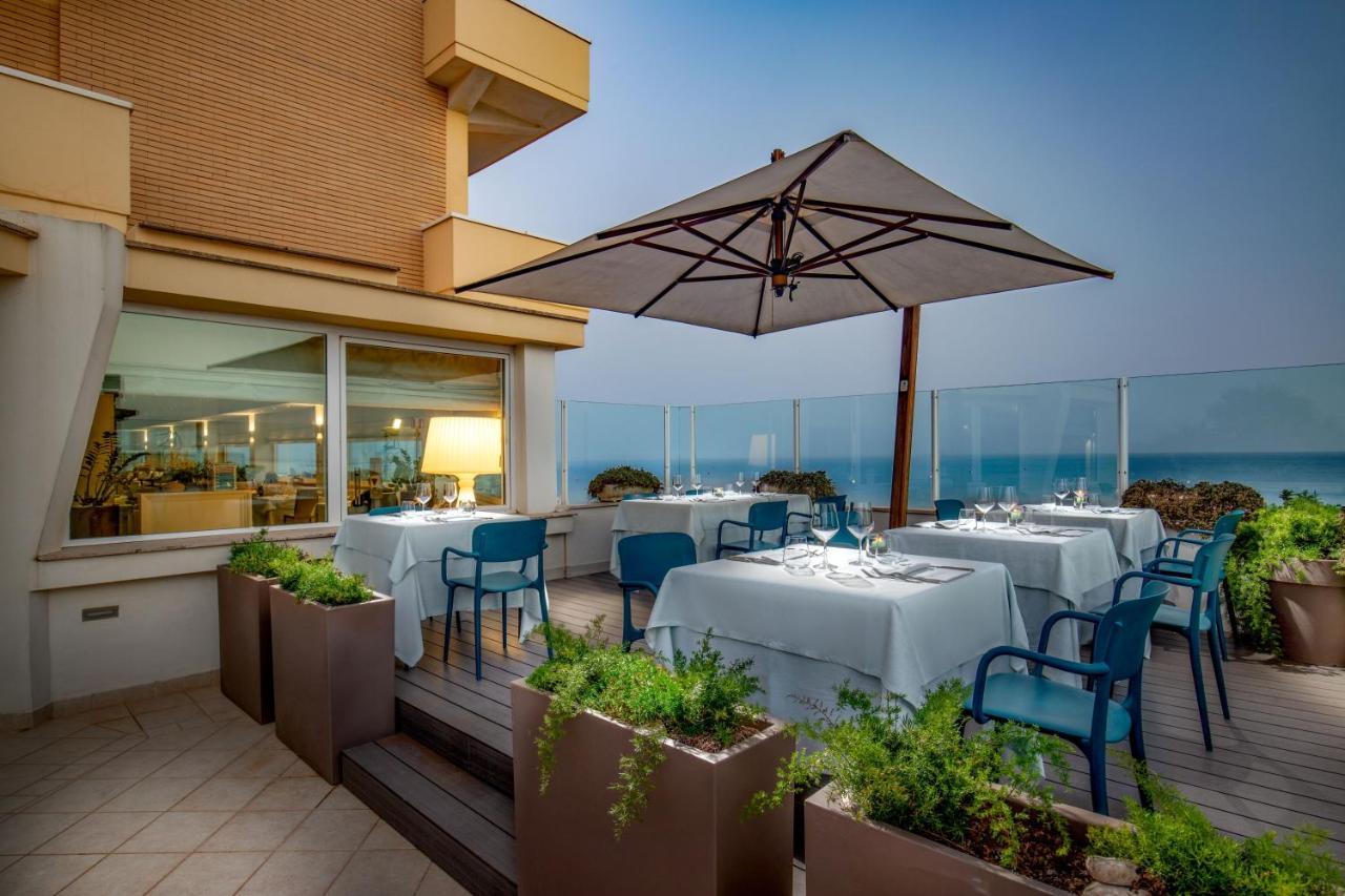 Hotel Miramare 라티나 외부 사진